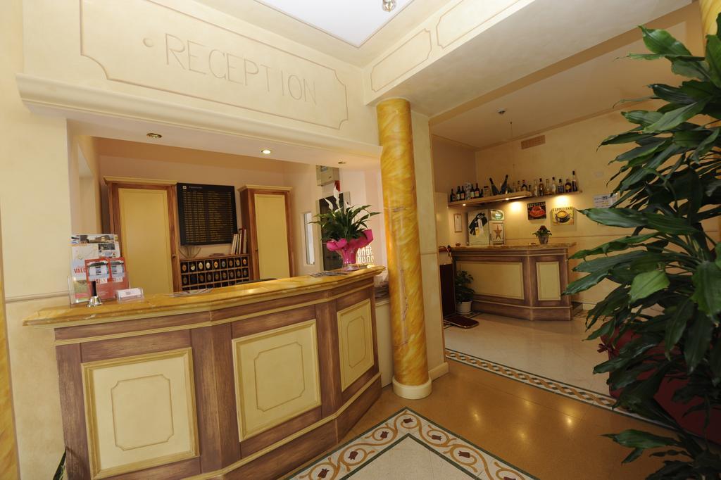 Bientina Hotel Sextum מראה חיצוני תמונה
