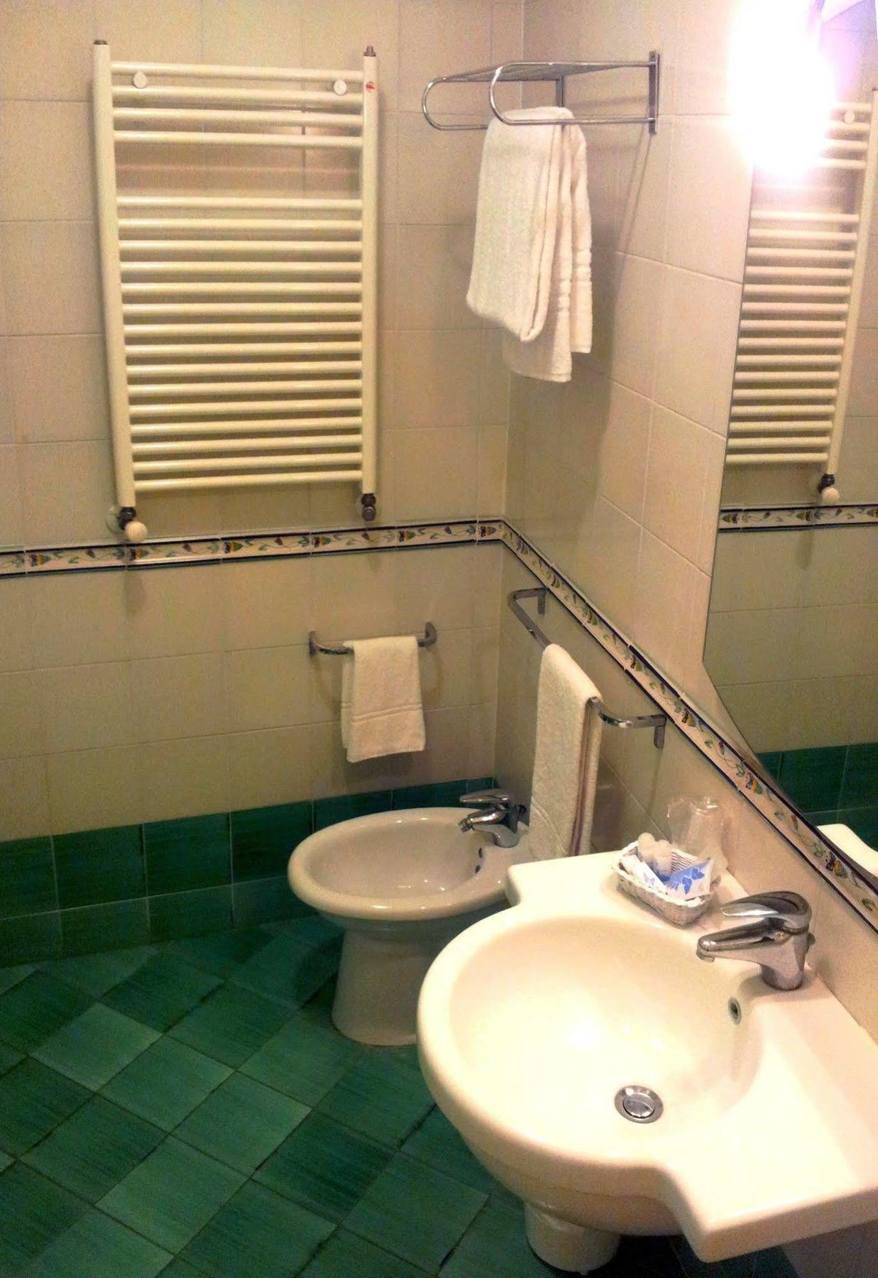 Bientina Hotel Sextum מראה חיצוני תמונה