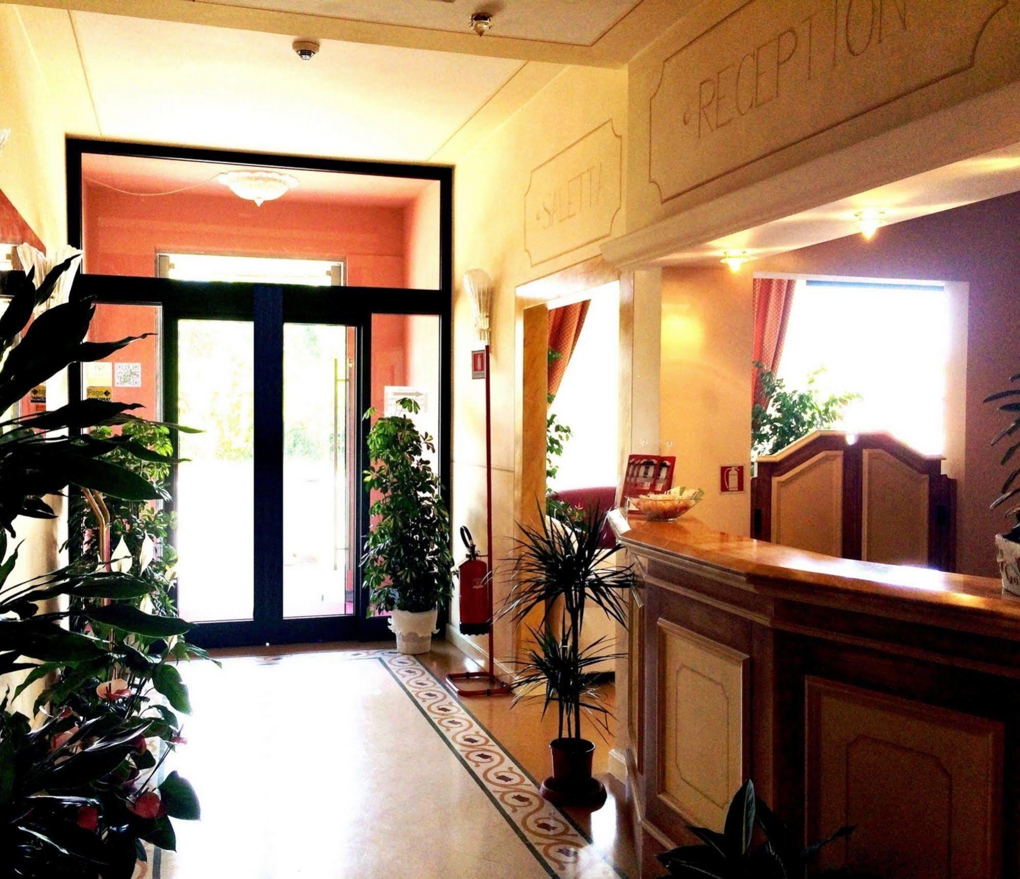 Bientina Hotel Sextum מראה חיצוני תמונה