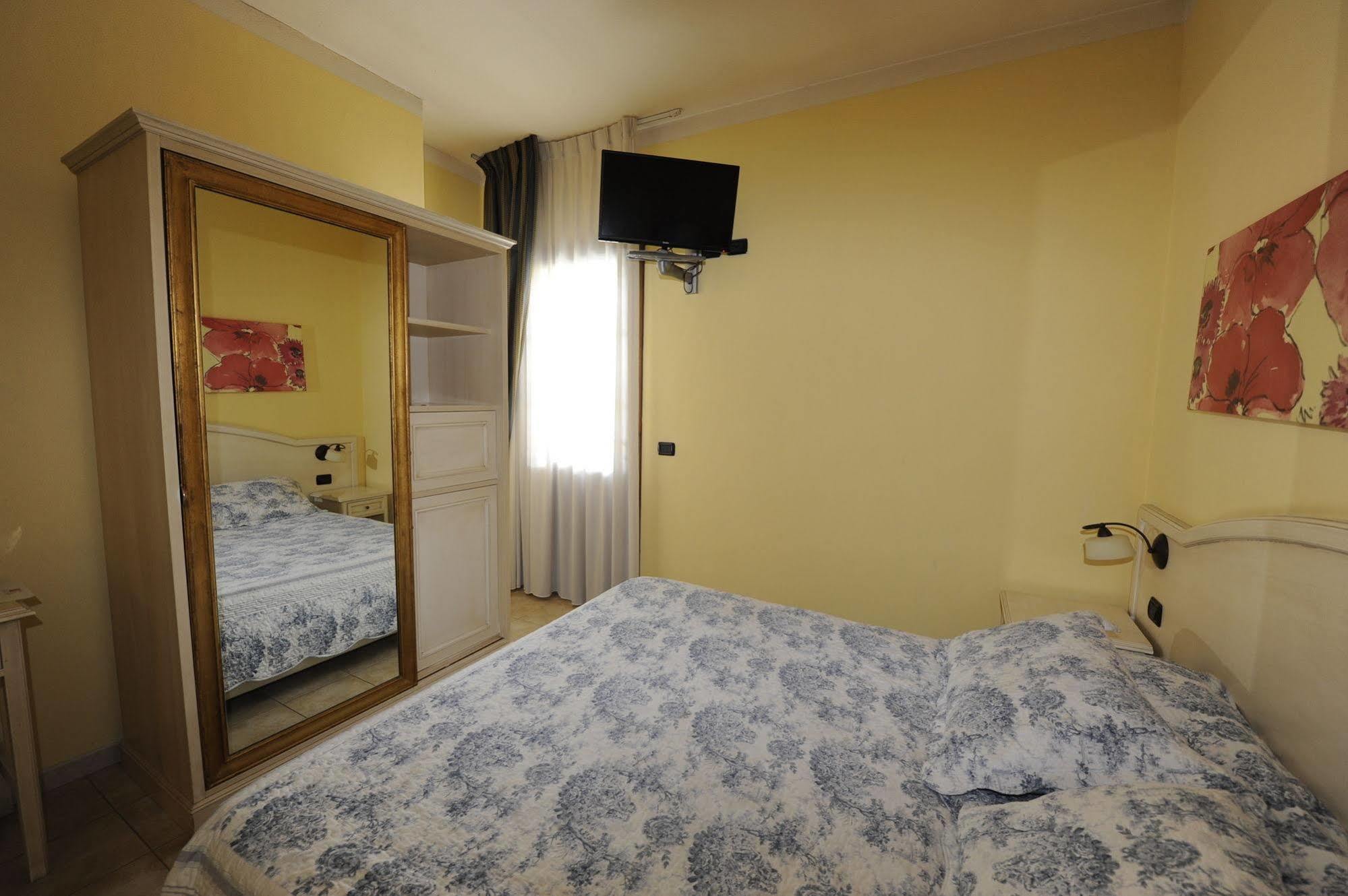 Bientina Hotel Sextum מראה חיצוני תמונה